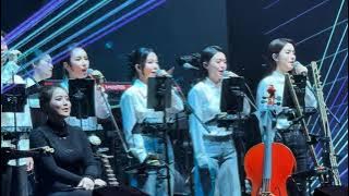 2_刀郎上海演唱会《西海情歌》完整版，徐子尧和郝雷带领万人合唱，燃爆全场！#刀郎上海演唱会 #刀郎 #徐子尧 #西海情歌 #热门音乐__