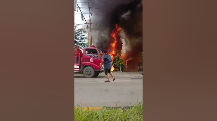 Car explodes !! Two houses burn down