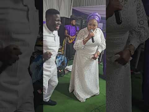 Tosin Bee with Tope Alabi singing Soromidayo.