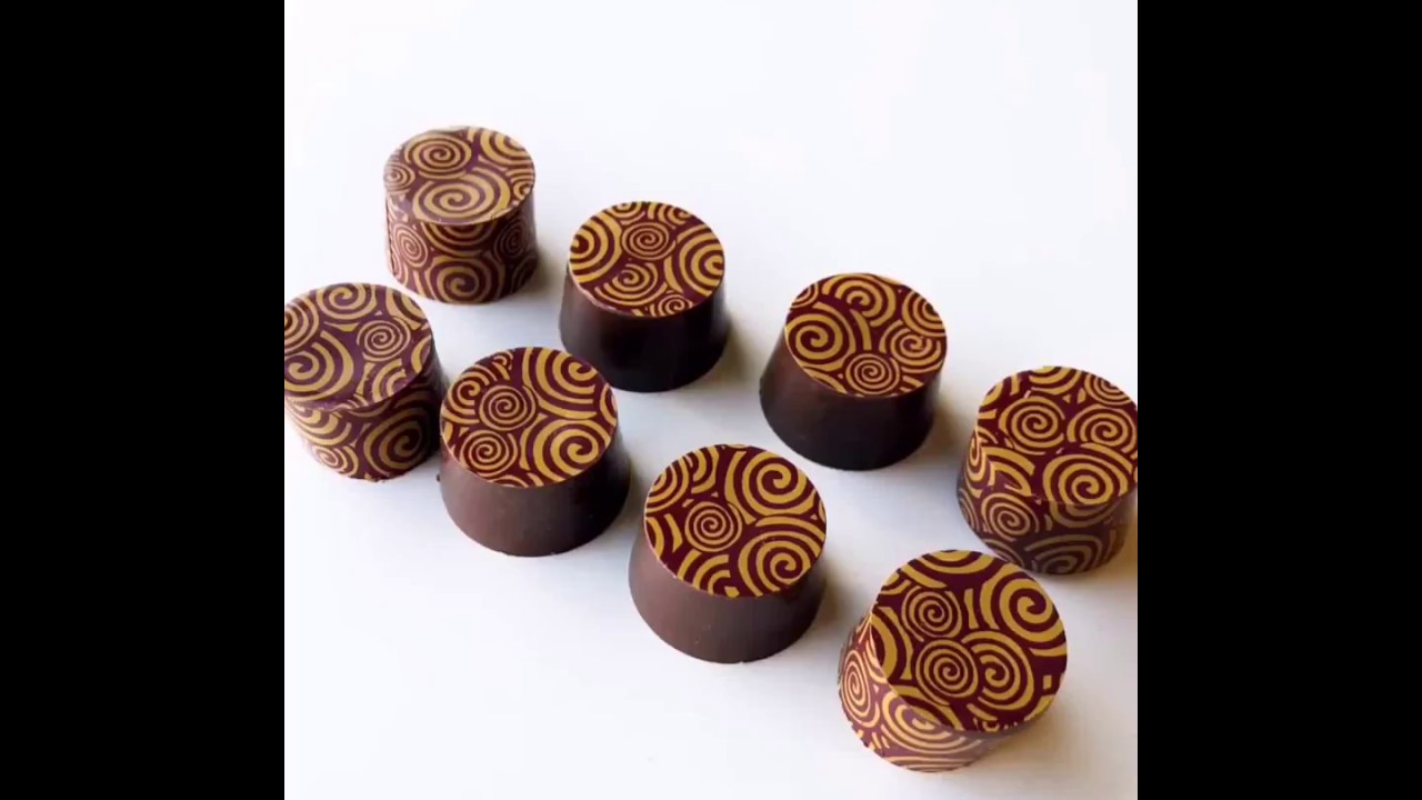 Covering Chocolate Pieces in Transfer Sheets