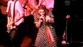 No Doubt - Live Glam Slam, LA 06.30.1993 - 07 - Ache