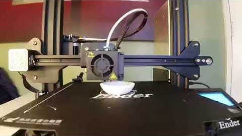 3D Print Spiral Vase Time Lapse