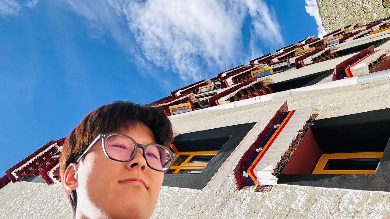 听说去色拉寺转山可以为大家祈福｜在山顶高反捡了颗糖/甜