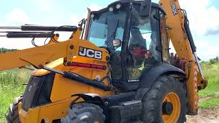 На продаж JCB 3CX 2013 року. Знаходиться в Україні. Продажа від власника!