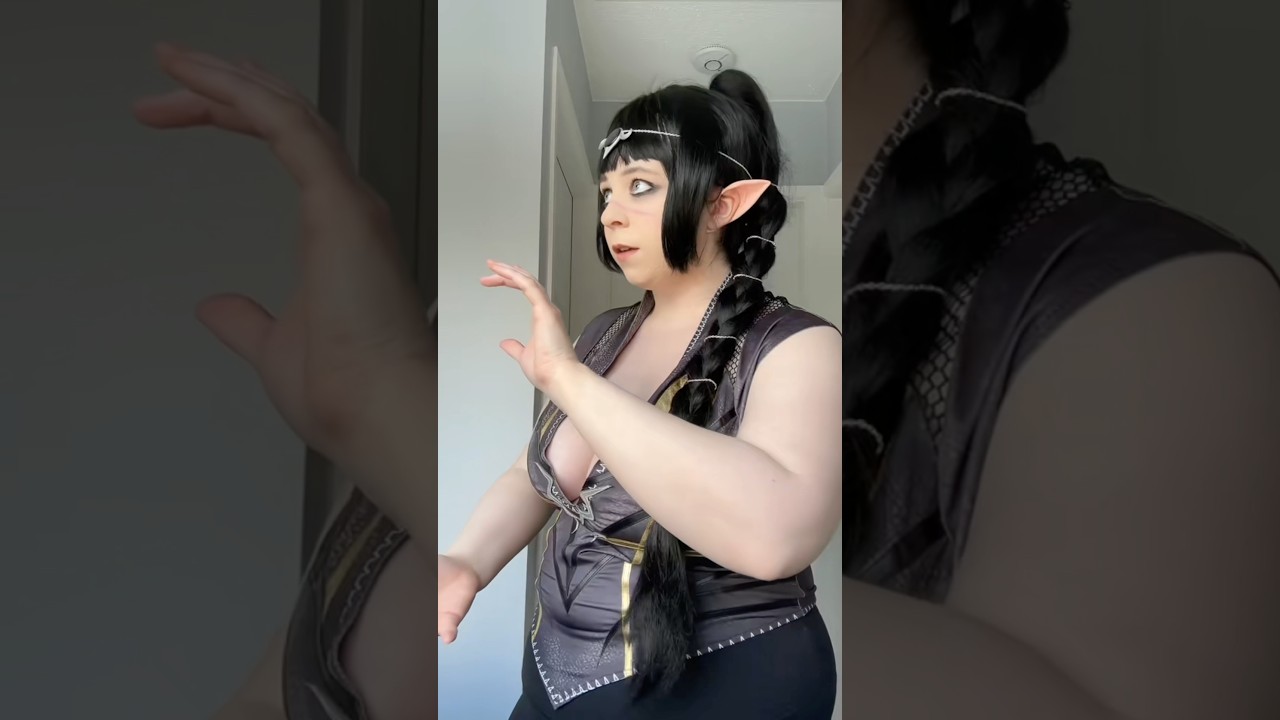 Saucy 🫣 #shadowheart #shadowheartcosplay #baldursgate3 #bg3 #bg3cosplay #bg3meme #dnd #dndcosplay