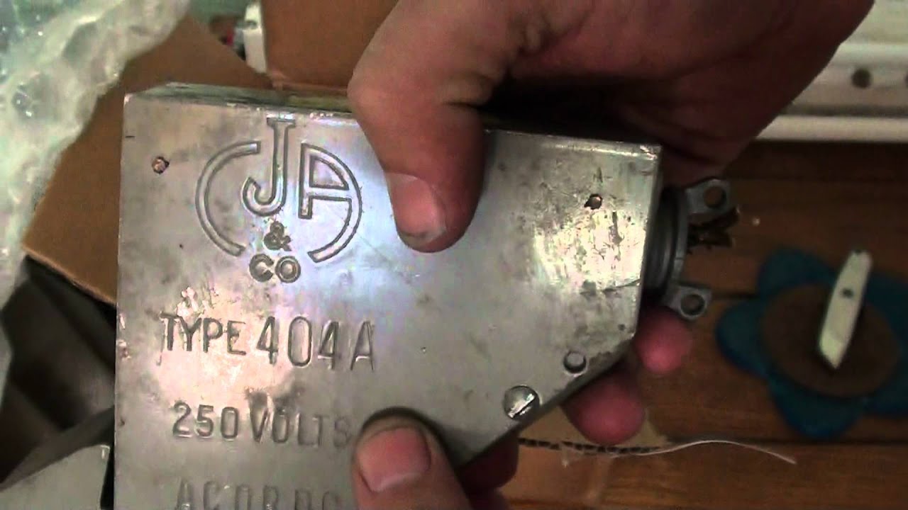 Unboxing the CJ Anderson Type 404A Interlock from ebay