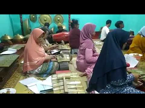 Sinau Gamelan Sekar Maharani \