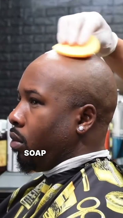 Bald head shave treatment 🧼🧽 to prevent irritation. NO RAZOR BUMPS #barber #shaving #razorbumps