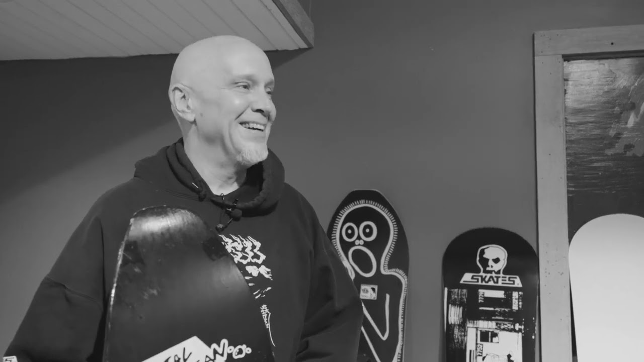 レアSKULL SKATES バナータイプ ポスター！ Endeavor Skull Skates Snowboard 2025 – Ski Pro AZ