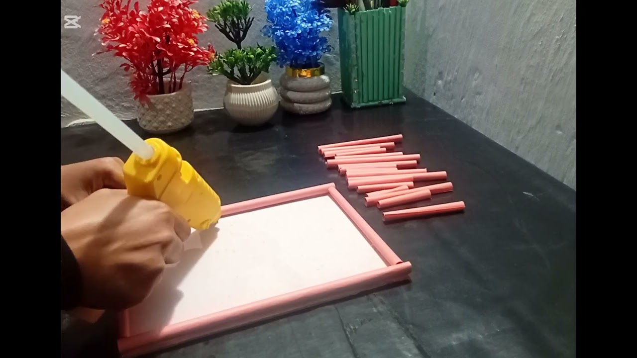 Amazing wall decor from colour paper 😍