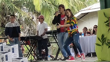 iba rin pala pag si singkit na ang humataw/nakakagigil