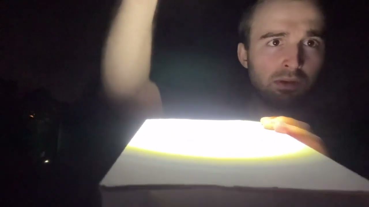 ASMR - Experimental Light Triggers in the Dark (Practice)