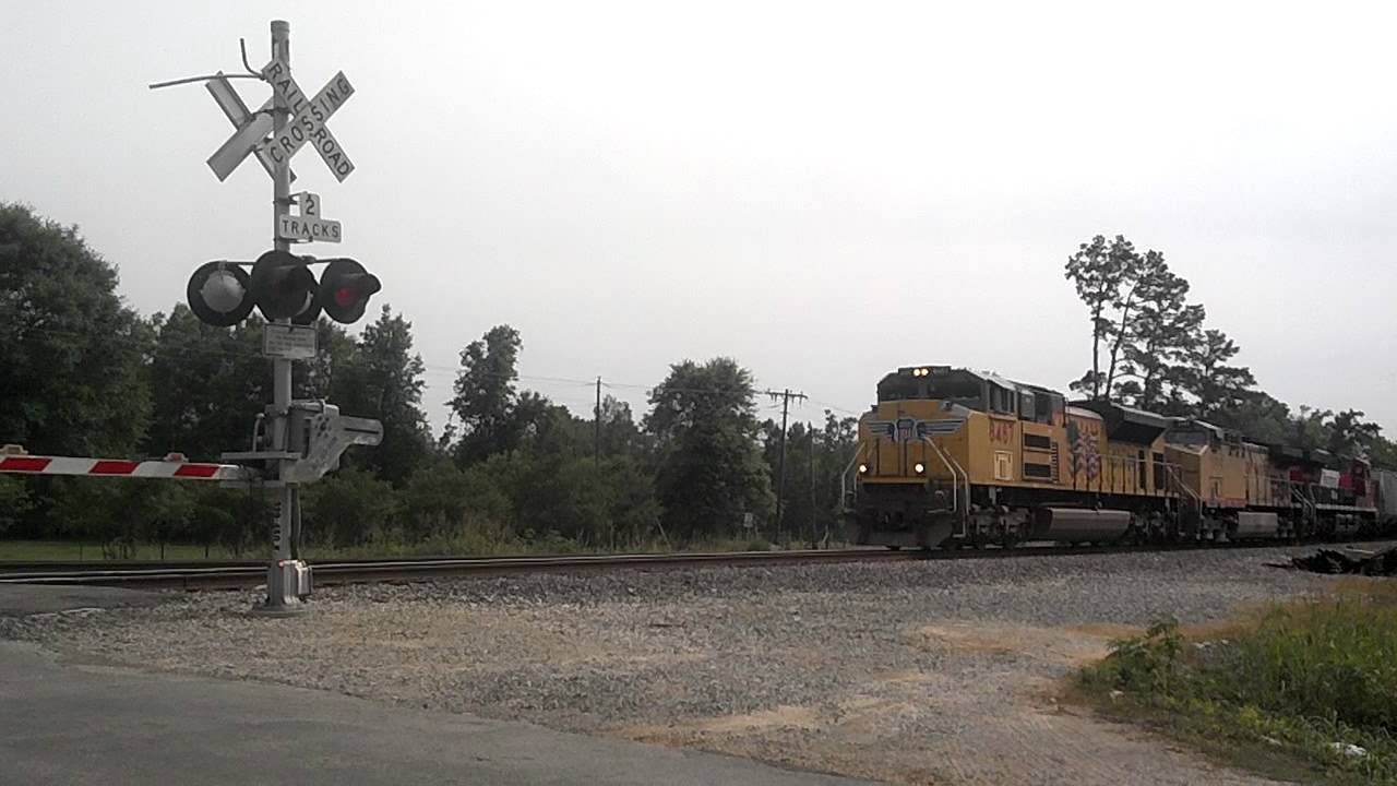 UP 8487 on the KCS, Deweyville, Texas YouTube