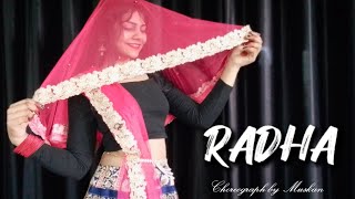 RADHA-soty / Alia Bhatt /Siddharth Malhotra / Varun dhavan / Dance cover / Choreograph by Muskan Resimi