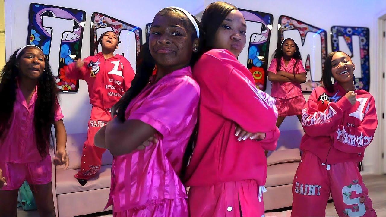 Mya Nicole & Alanna Have A Sleepover... 😭