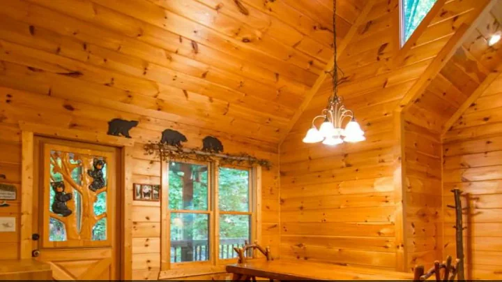 1034 Overlook Rd   Heather Foresman Video