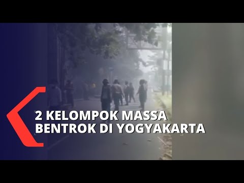 Bentrok 2 Kelompok Massa di Yogyakarta, Sebuah Ruko dan Kendaraan Terbakar