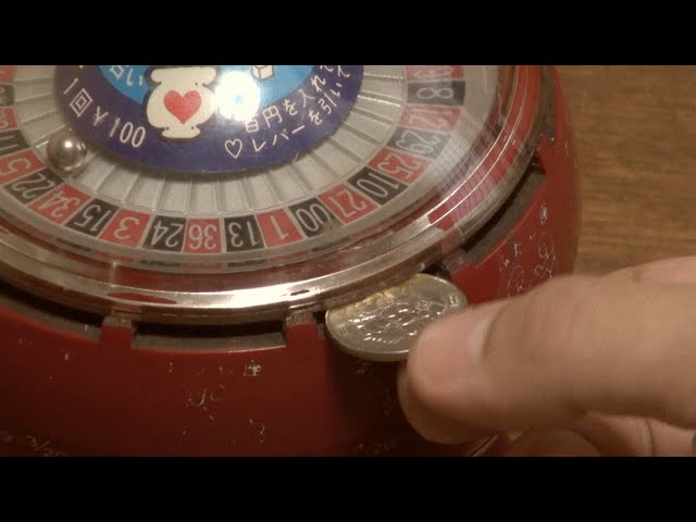 昭和レトロ玩具『ルーレット式おみくじ器』 - YouTube