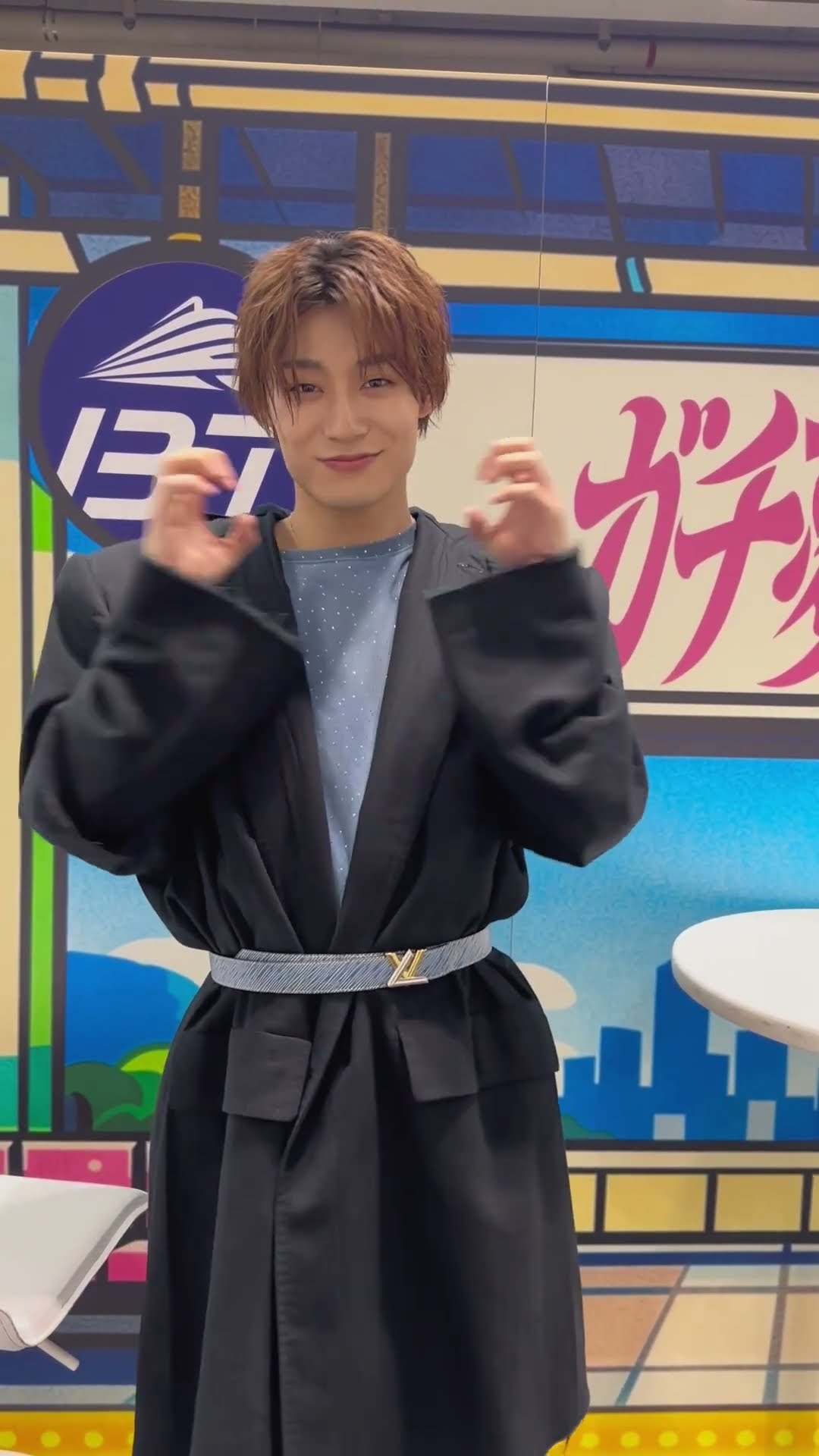 アロハ が特典会で #むちゅむちゅ 😍 #超特急_ガチ夢中！#超特急 - YouTube