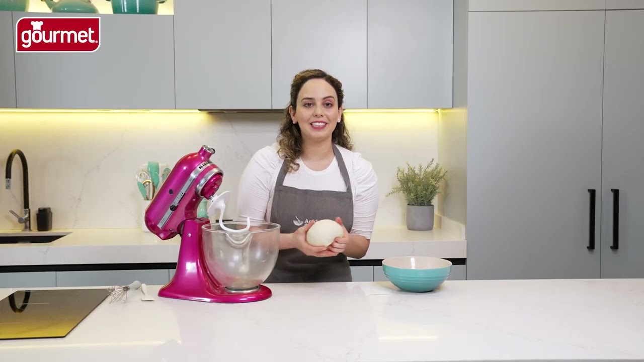 ACADEMIA DE REPOSTERÍA GOURMET 2.0 - PAN AMASADO