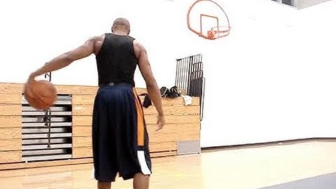 Back-Thru Dribble, Crossover Dunk Pt. 1 | Dwyane Wade Scoring Moves | Dre Baldwin