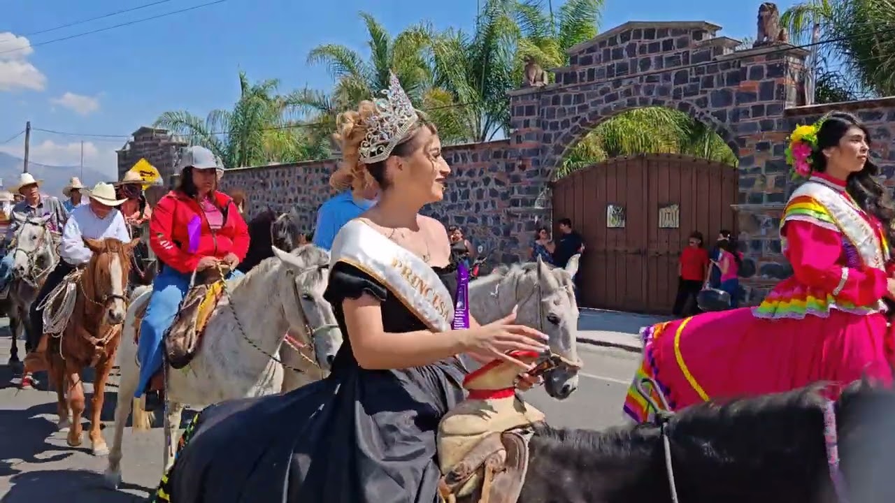 2 Cabalgata en Parácuaro 