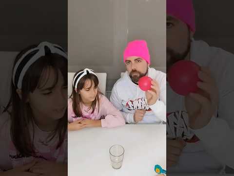 Solleva il bicchiere senza Toccarlo Challenge Letizia e Niko #shorts #letizia4ever #challenge #gioco - Solleva il bicchiere senza Toccarlo Challenge Letizia e Niko #shorts #letizia4ever #challenge #gioco
