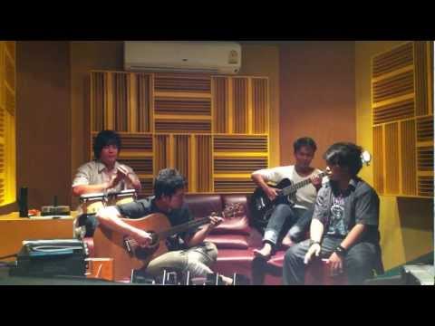 อย่างน้อย Big Ass - BAcKPAcK (นั่งเล่น)