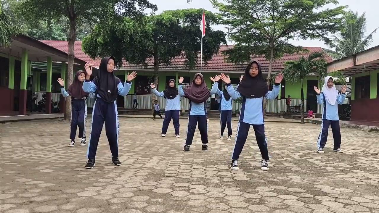Senam kreasi rasah bali anak kelas sd margorejo