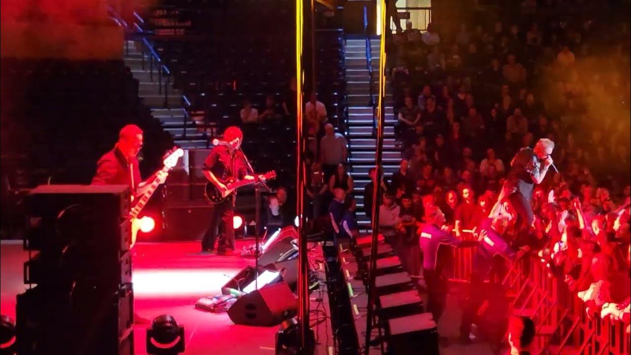 Stone Temple Pilots "Down" live at the Heart Strings concert. Spokane, Wa. 4/26/24 YouTube