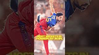Bhuvneshwar Kumar, a favorite of DK and fans alike, is all set to mesmerize with his swinging magic!