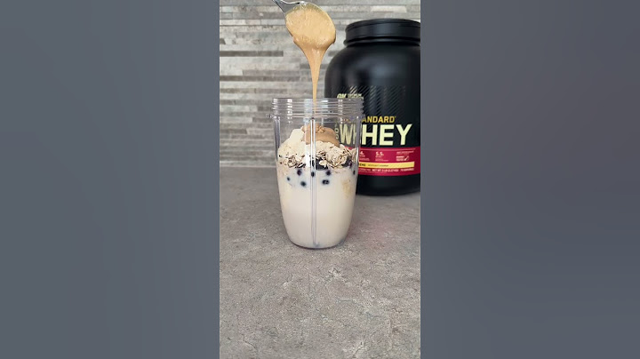 Peanut butter and Vanilla Protein Smoothie!