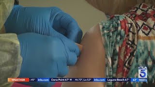 L.A. County officials recommend against gatherings as omicron surge continues