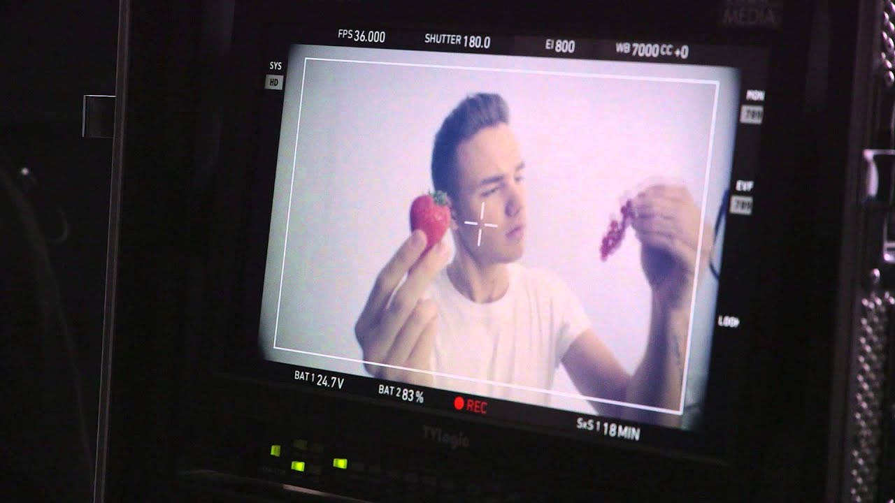 Journey of the 1D Fragrance: Our Moment - A final peek behind the scenes of the 1D fragrance....