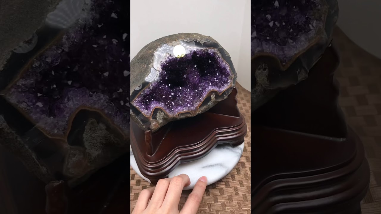 狐狸小舖 天然水晶esp烏拉圭紫晶洞圓洞開水晶球花瑪瑙線紫紅色晶體超美附實木底座收藏品3公斤 Youtube