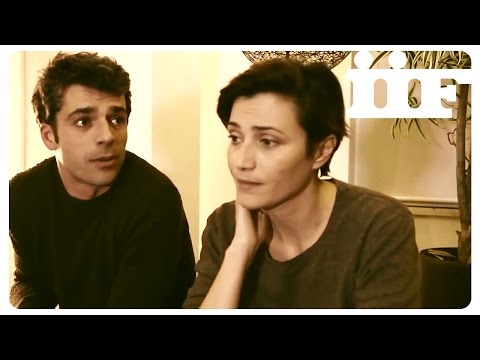 Noi e la Giulia | Trailer Capovolto - La reazione del cast | EXTRA