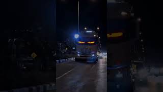Truck & Bus Malam Keren..