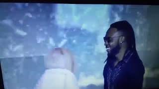 Tiwa savage undresses For Flavour on Stage