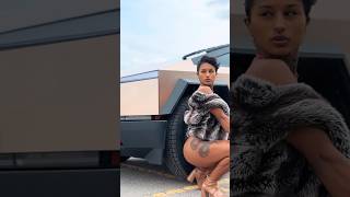 Calgary Vlog is LIVE NOW 🎬