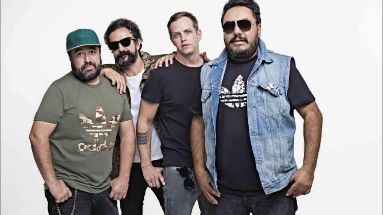 MOLOTOV - MAS VALE CHOLO MOLOTOV - MAS VALE CHOLO