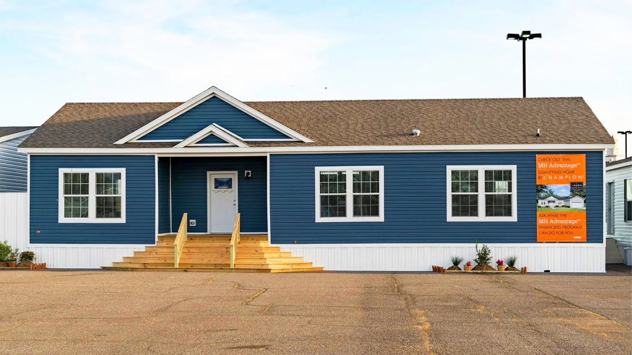 Absolutely Cozy Ridgecrest LE 6015 Manufactured Home by Champion Homes ...