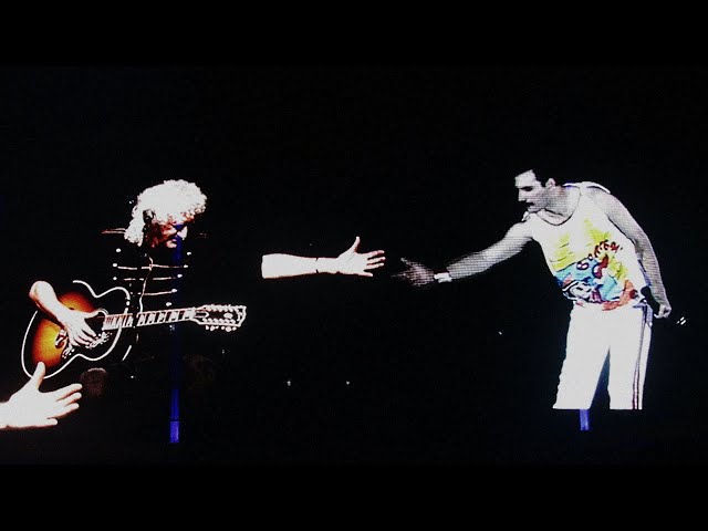 Emotional moment as Freddie joins Brian May - Love of My Life (Birmingham 12th June 2022) class=