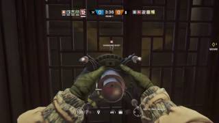 Fuze Ace With 1 Cluster Charge!