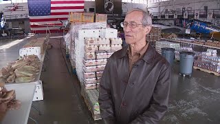 As government shutdown drags on, food pantry opens at MAPS Air Museum for local federal employees