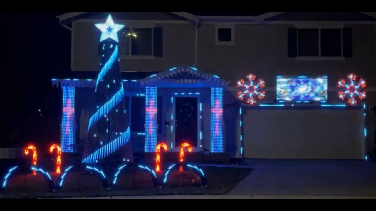 Light of the World by Lauren Daigle Xlights 2021 Christmas Light Show