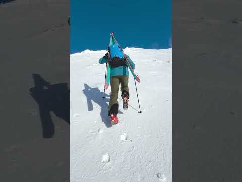 Climbing Mount Yotei in 60 Seconds (ski mountaineering)