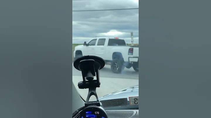 What GM Diesel sounds Better LML or L5P🤔#shorts #truck #duramax #liftedtrucks #diesel #america