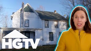 Ethan & Elizabeth Find A 1790s House That Used To Be The Town Tavern! | Cheap Old Houses