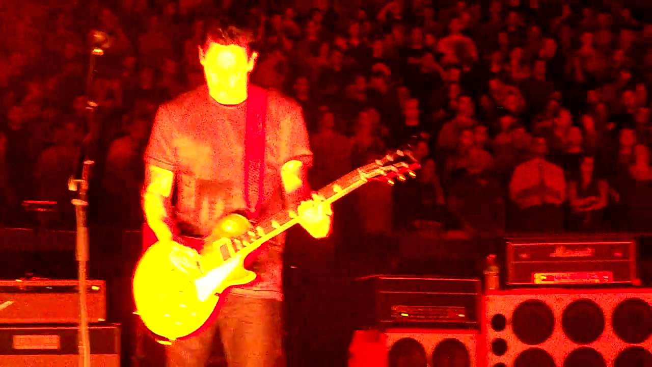 Pearl Jam Black, Red Yellow 5.21.10 Madison Square Garden, NY YouTube