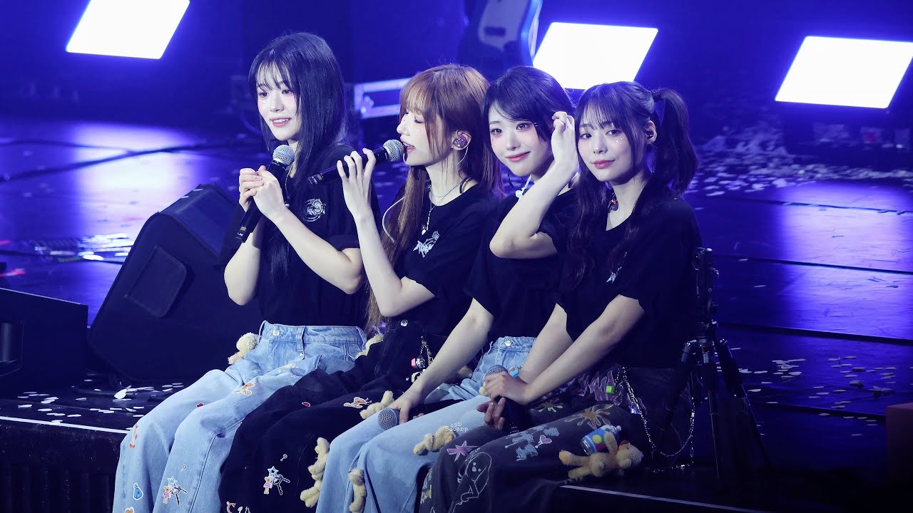 260215 QWER Fancam ‘Yours Sincerely' / 큐더블유이알 직캠